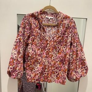 Love the label floral cotton long sleeve small top
